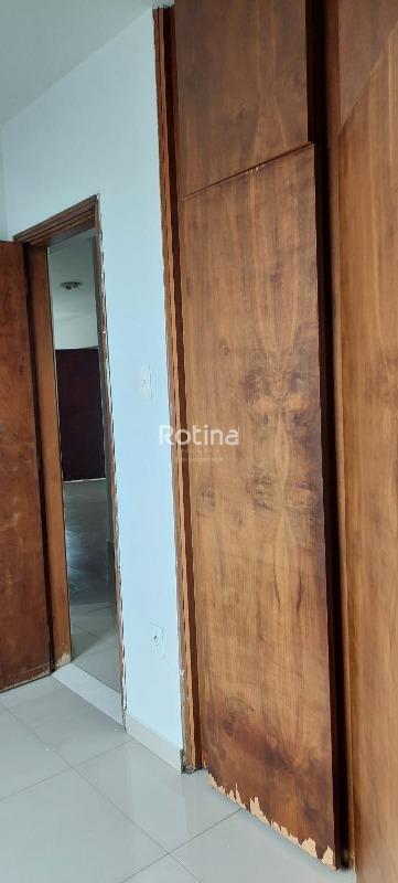 Apartamento para alugar, 4 quartos em Uberlândia no bairro Cazeca no valor de R$ 1.500,00 - Rotina Imobiliária: 