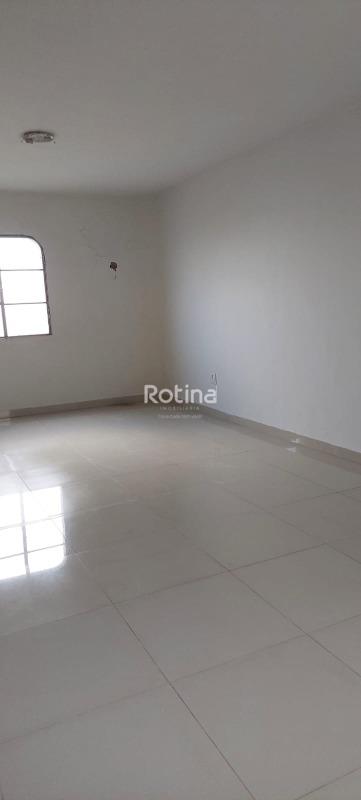 Apartamento para alugar, 4 quartos em Uberlândia no bairro Cazeca no valor de R$ 1.500,00 - Rotina Imobiliária: 