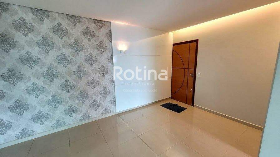 Apartamento para alugar, 3 quartos em Uberlândia no bairro Brasil no valor de R$ 3.000,00 - Rotina Imobiliária: 