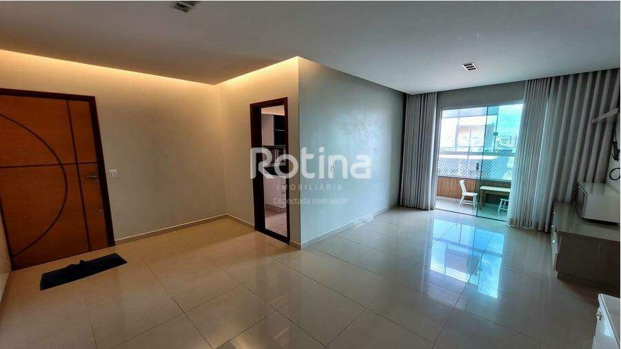 Apartamento para alugar, 3 quartos em Uberlândia no bairro Brasil no valor de R$ 3.000,00 - Rotina Imobiliária: 