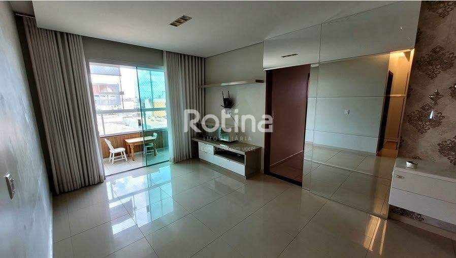 Apartamento para alugar, 3 quartos em Uberlândia no bairro Brasil no valor de R$ 3.000,00 - Rotina Imobiliária: 