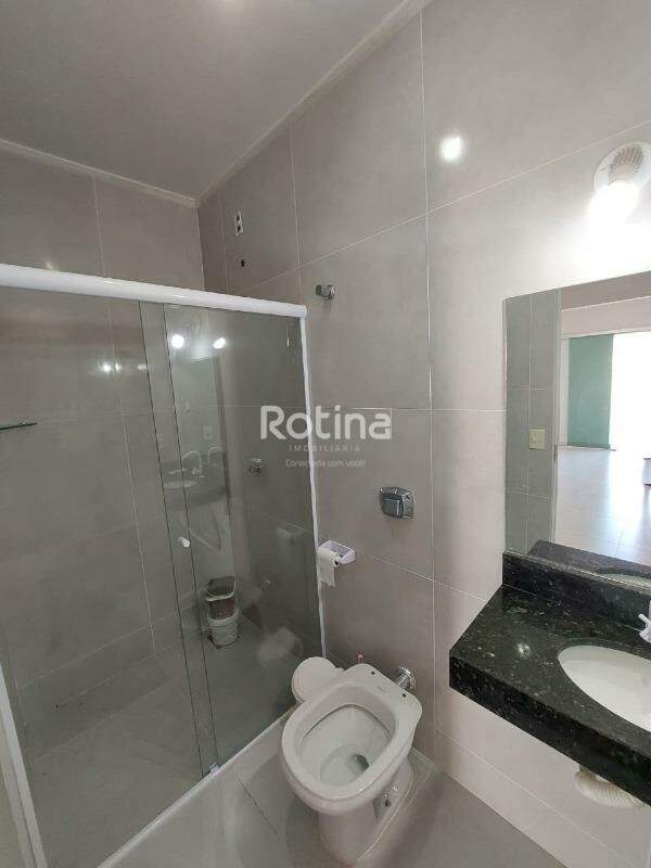 Loja para alugar, em Uberlândia no bairro Cidade Jardim no valor de R$ 1.000,00 - Rotina Imobiliária: 