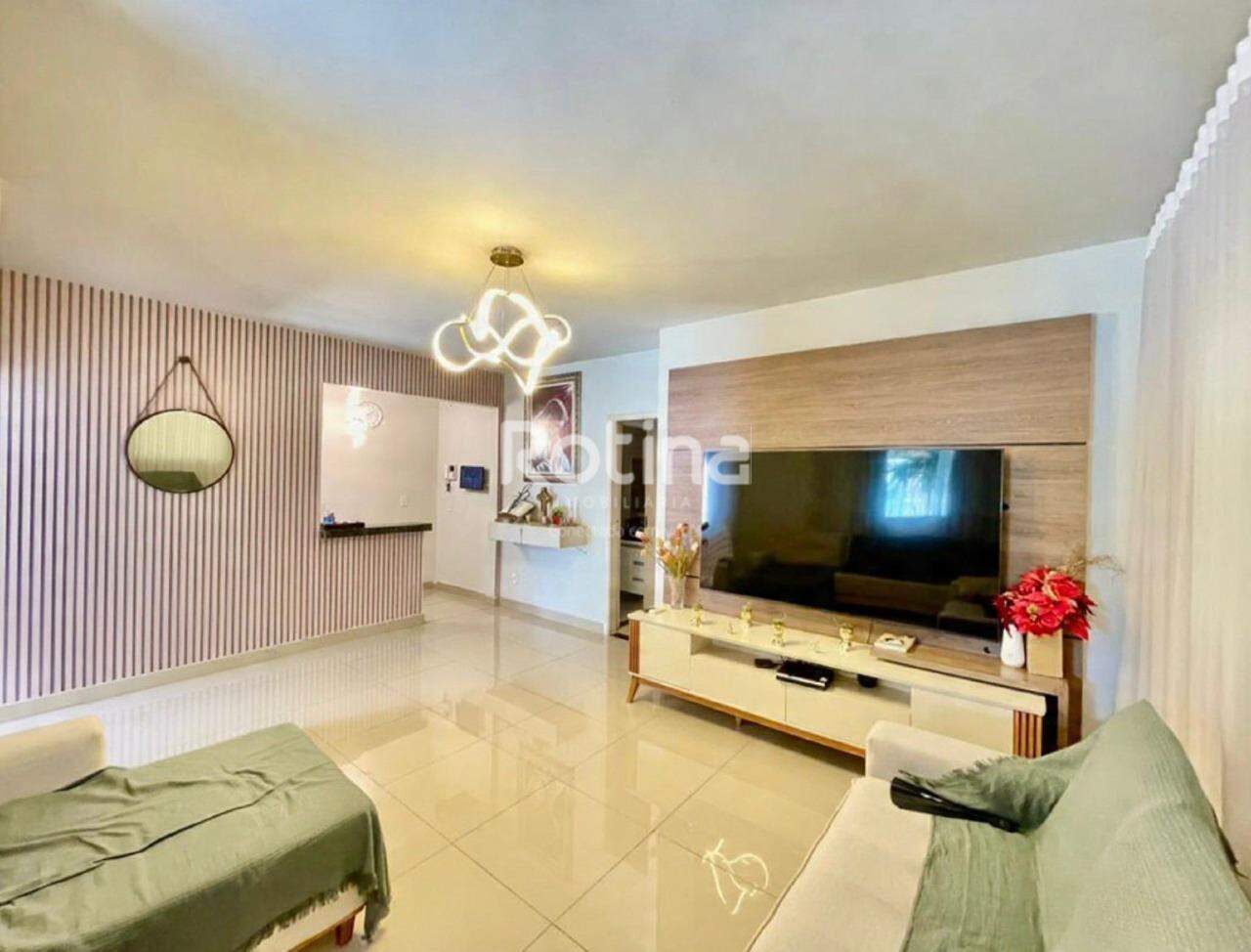 Casa à venda, 4 quartos em Uberlândia no bairro Osvaldo Rezende no valor de R$ 780.000,00 - Rotina Imobiliária: 