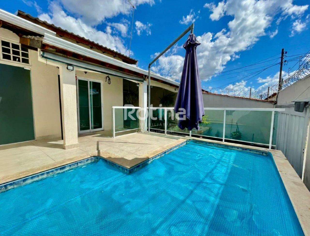 Casa à venda, 4 quartos em Uberlândia no bairro Osvaldo Rezende no valor de R$ 780.000,00 - Rotina Imobiliária: 