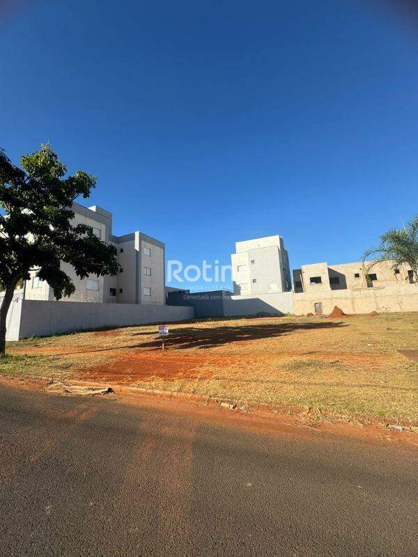 Terreno à venda, em Uberlândia no bairro Novo Mundo no valor de R$ 530.000,00 - Rotina Imobiliária: 