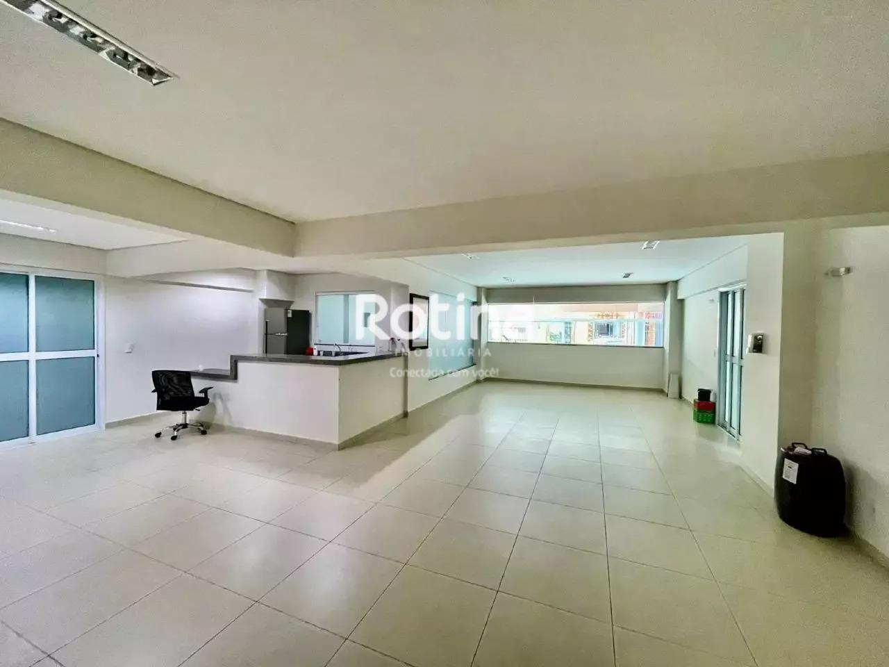 Apartamento para alugar, 2 quartos em Uberlândia no bairro Centro no valor de R$ 2.500,00 - Rotina Imobiliária: 