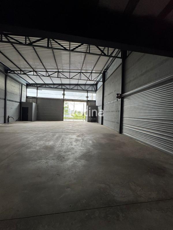 Galpão à venda, em Uberlândia no bairro Novo Mundo no valor de R$ 1.700.000,00 - Rotina Imobiliária: 