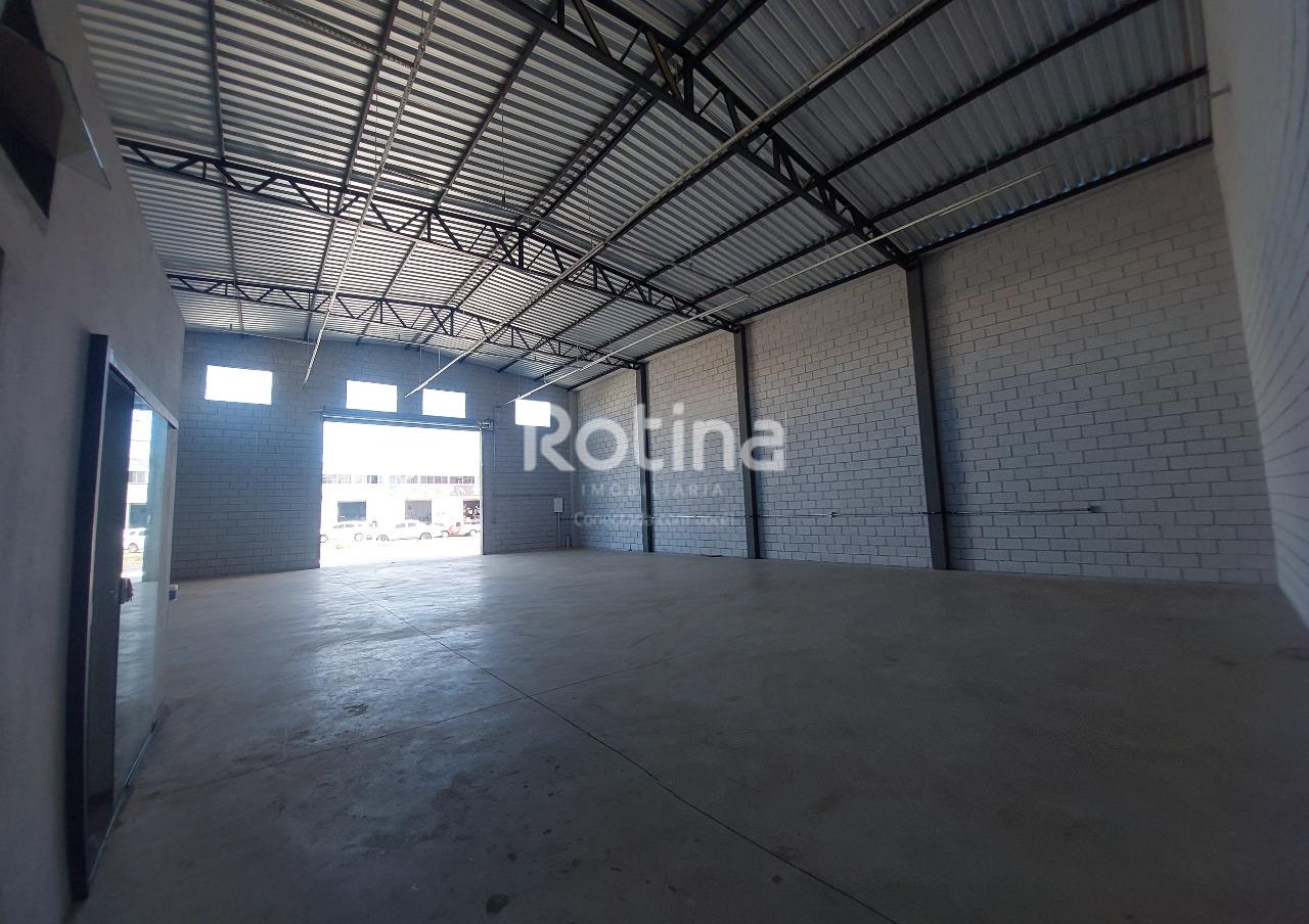 Galpão para alugar, em Uberlândia no bairro Minas Gerais no valor de R$ 4.900,00 - Rotina Imobiliária: 