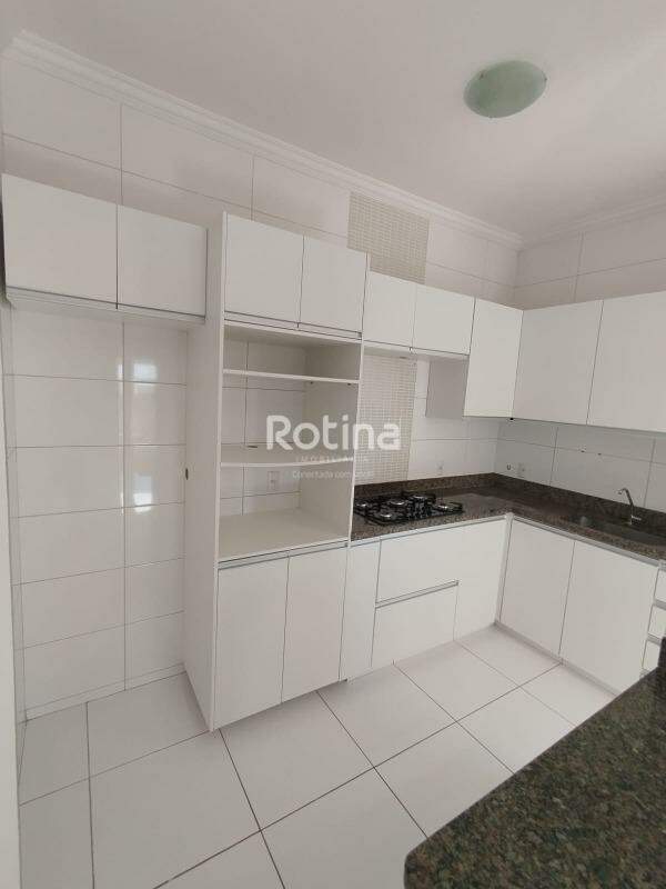 Apartamento para alugar, 2 quartos em Uberlândia no bairro Alto Umuarama no valor de R$ 1.500,00 - Rotina Imobiliária: 