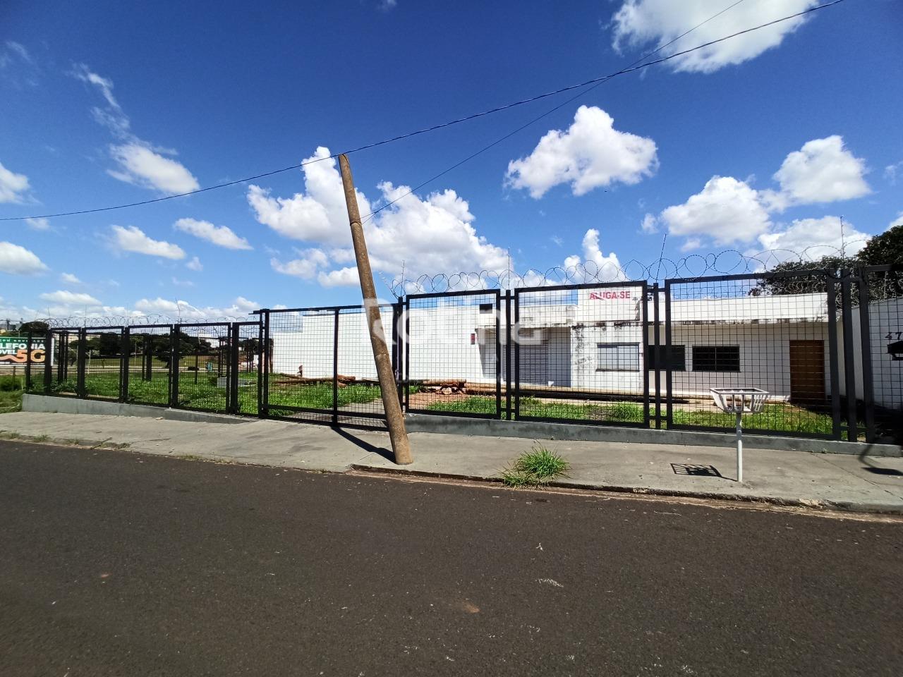 Comercial para alugar, em Uberlândia no bairro Brasil no valor de R$ 6.000,00 - Rotina Imobiliária: 