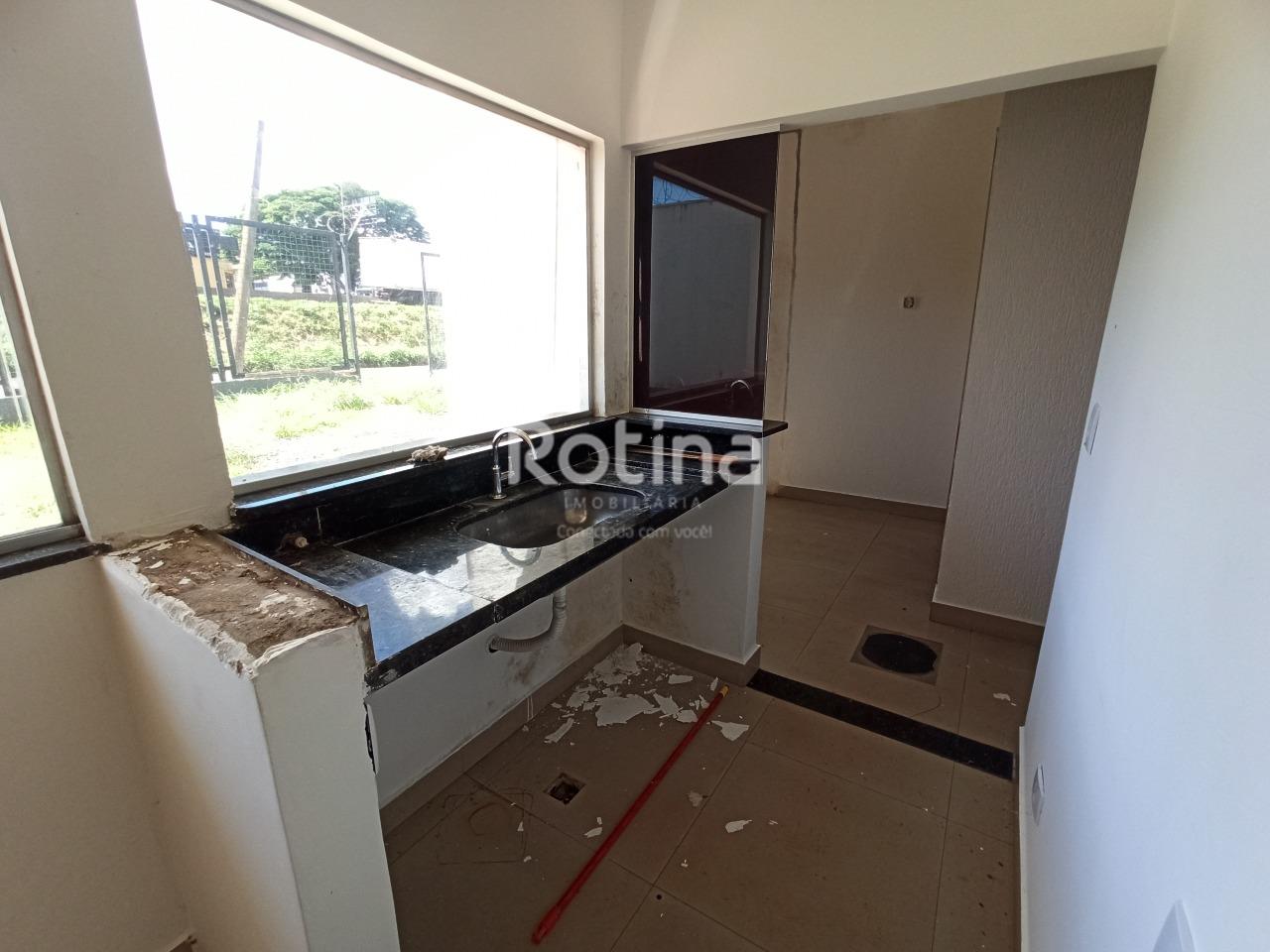 Comercial para alugar, em Uberlândia no bairro Brasil no valor de R$ 6.000,00 - Rotina Imobiliária: 