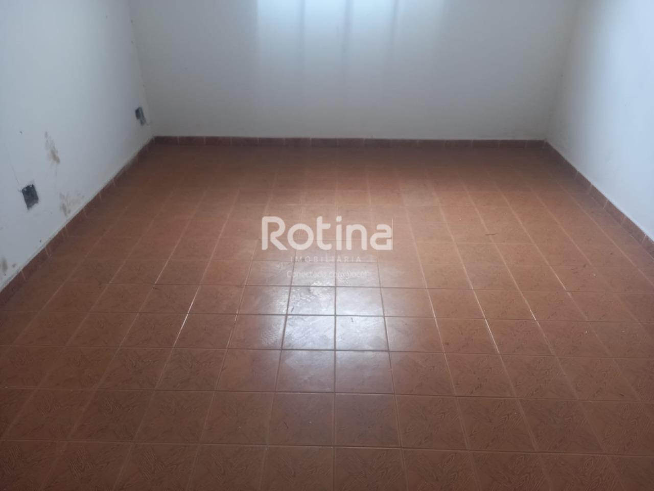 Casa Comercial à venda, 7 quartos em Uberlândia no bairro Martins no valor de R$ 600.000,00 - Rotina Imobiliária: 