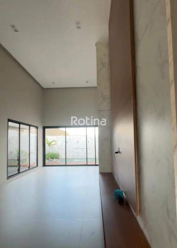 Casa Condomínio Fechado à venda, 3 quartos em Uberlândia no bairro Condominio Splendido no valor de R$ 2.400.000,00 - Rotina Imobiliária: 