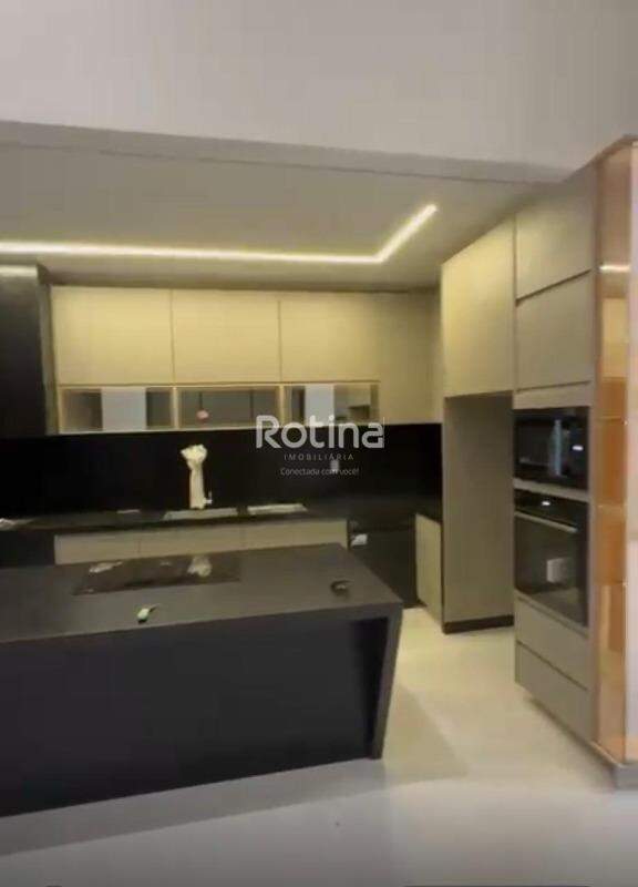 Casa Condomínio Fechado à venda, 3 quartos em Uberlândia no bairro Condominio Splendido no valor de R$ 2.400.000,00 - Rotina Imobiliária: 