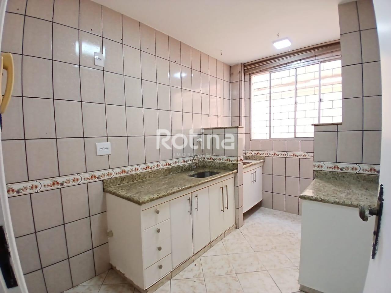 Apartamento para alugar, 3 quartos em Uberlândia no bairro Nossa Senhora Aparecida no valor de R$ 1.700,00 - Rotina Imobiliária: 
