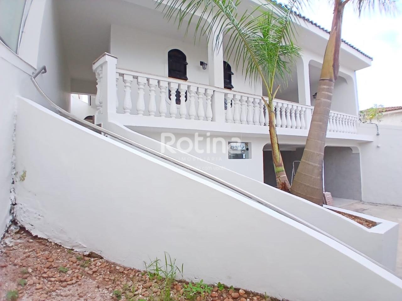 Casa para alugar, 4 quartos em Uberlândia no bairro Brasil no valor de R$ 5.500,00 - Rotina Imobiliária: 