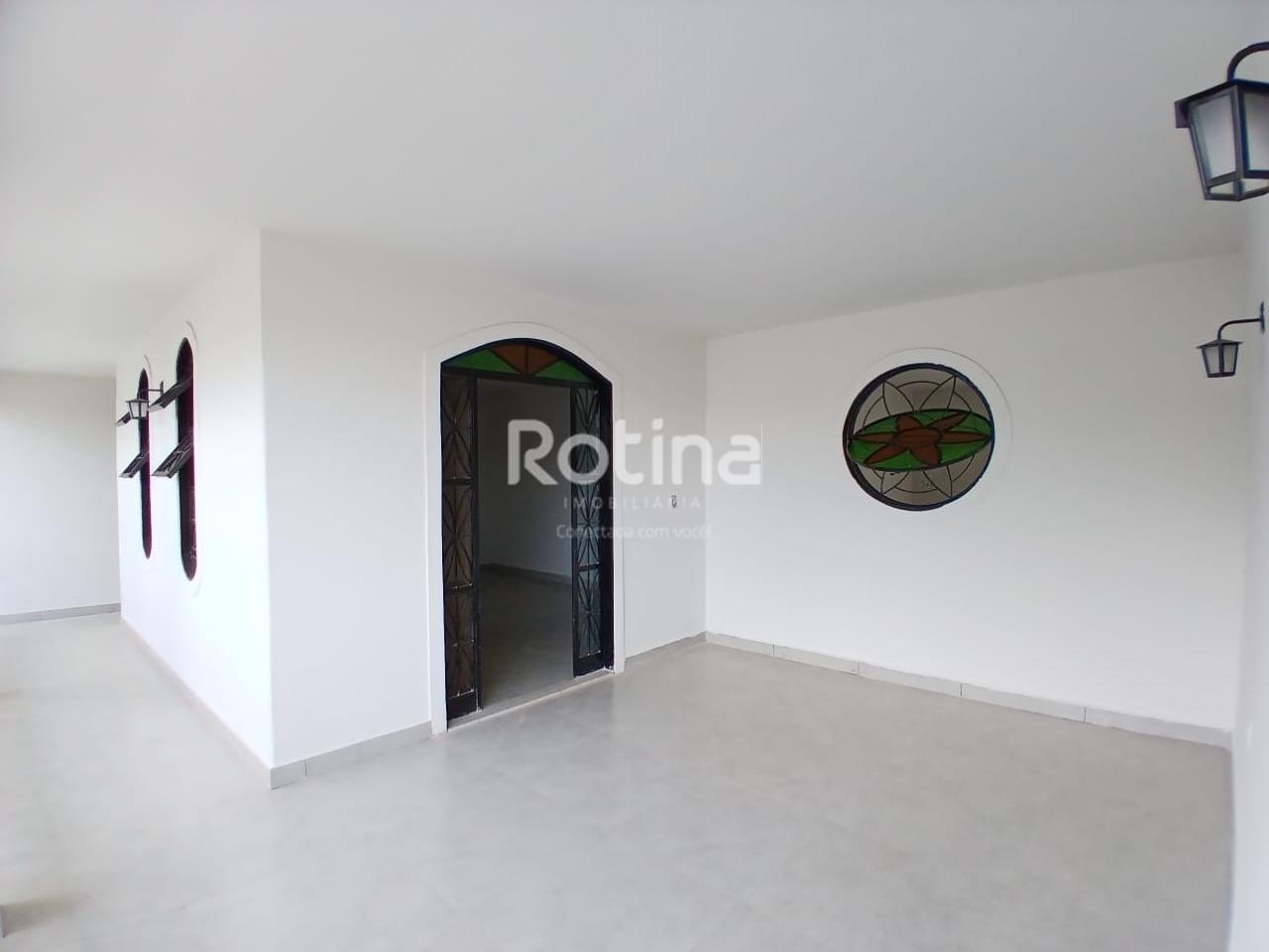 Casa para alugar, 4 quartos em Uberlândia no bairro Brasil no valor de R$ 5.500,00 - Rotina Imobiliária: 