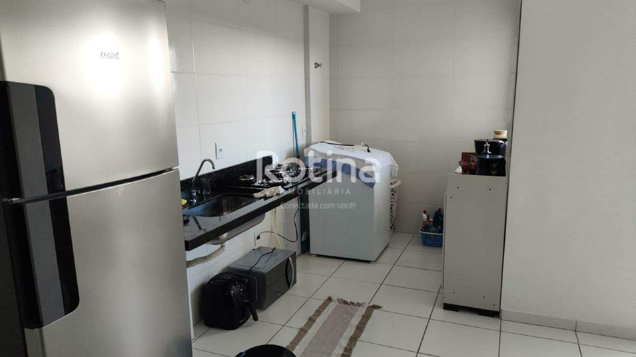 Apartamento para alugar, 2 quartos em Uberlândia no bairro Loteamento Luizote de Freitas IV no valor de R$ 1.200,00 - Rotina Imobiliária: 