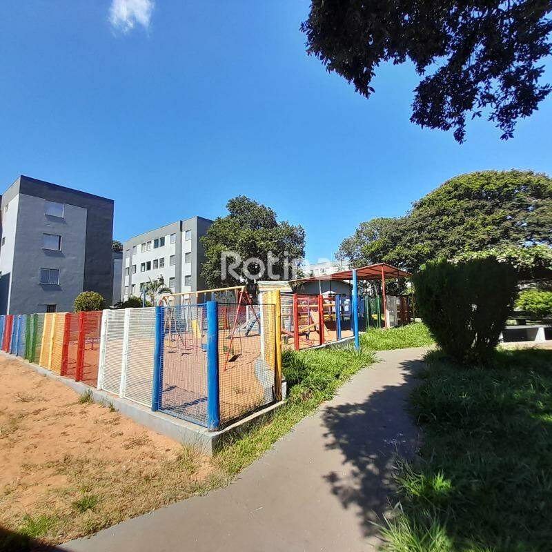 Apartamento para alugar, 3 quartos em Uberlândia no bairro Custódio Pereira no valor de R$ 1.800,00 - Rotina Imobiliária: 