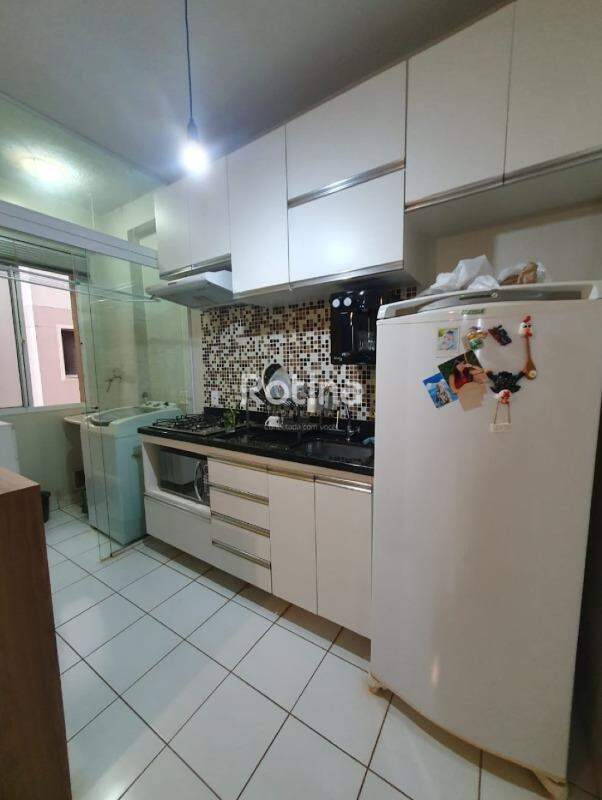 Apartamento para alugar, 2 quartos em Uberlândia no bairro Novo Mundo no valor de R$ 1.800,00 - Rotina Imobiliária: 