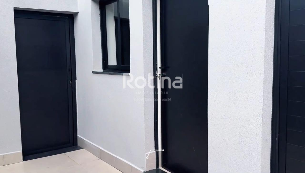 Sala para alugar, em Uberlândia no bairro Lídice no valor de R$ 2.500,00 - Rotina Imobiliária: 