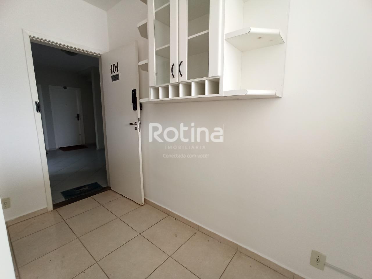 Apartamento para alugar, 3 quartos em Uberlândia no bairro Gávea no valor de R$ 1.650,00 - Rotina Imobiliária: 