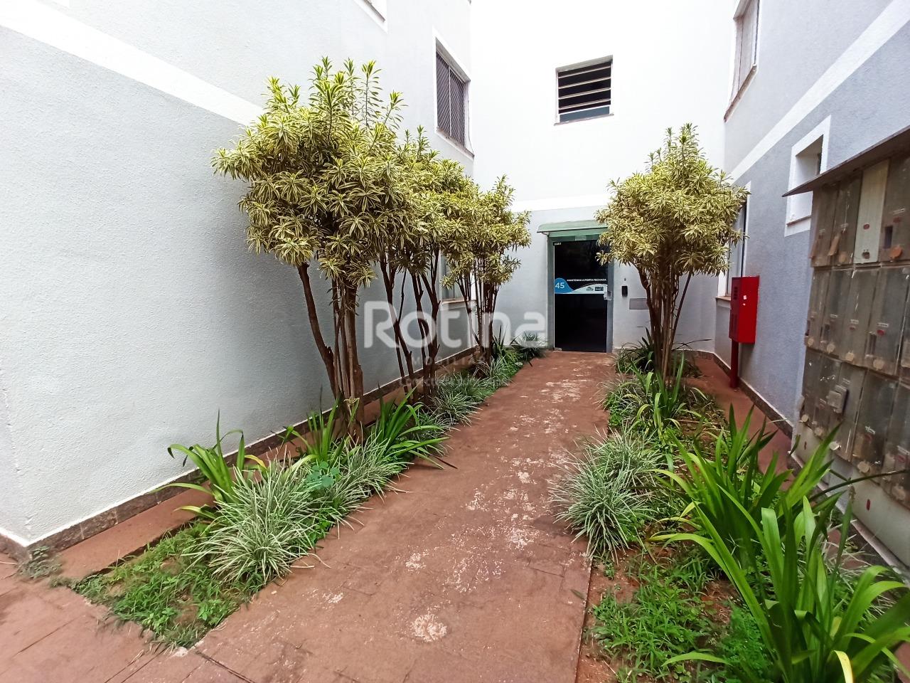 Apartamento para alugar, 3 quartos em Uberlândia no bairro Gávea no valor de R$ 1.650,00 - Rotina Imobiliária: 