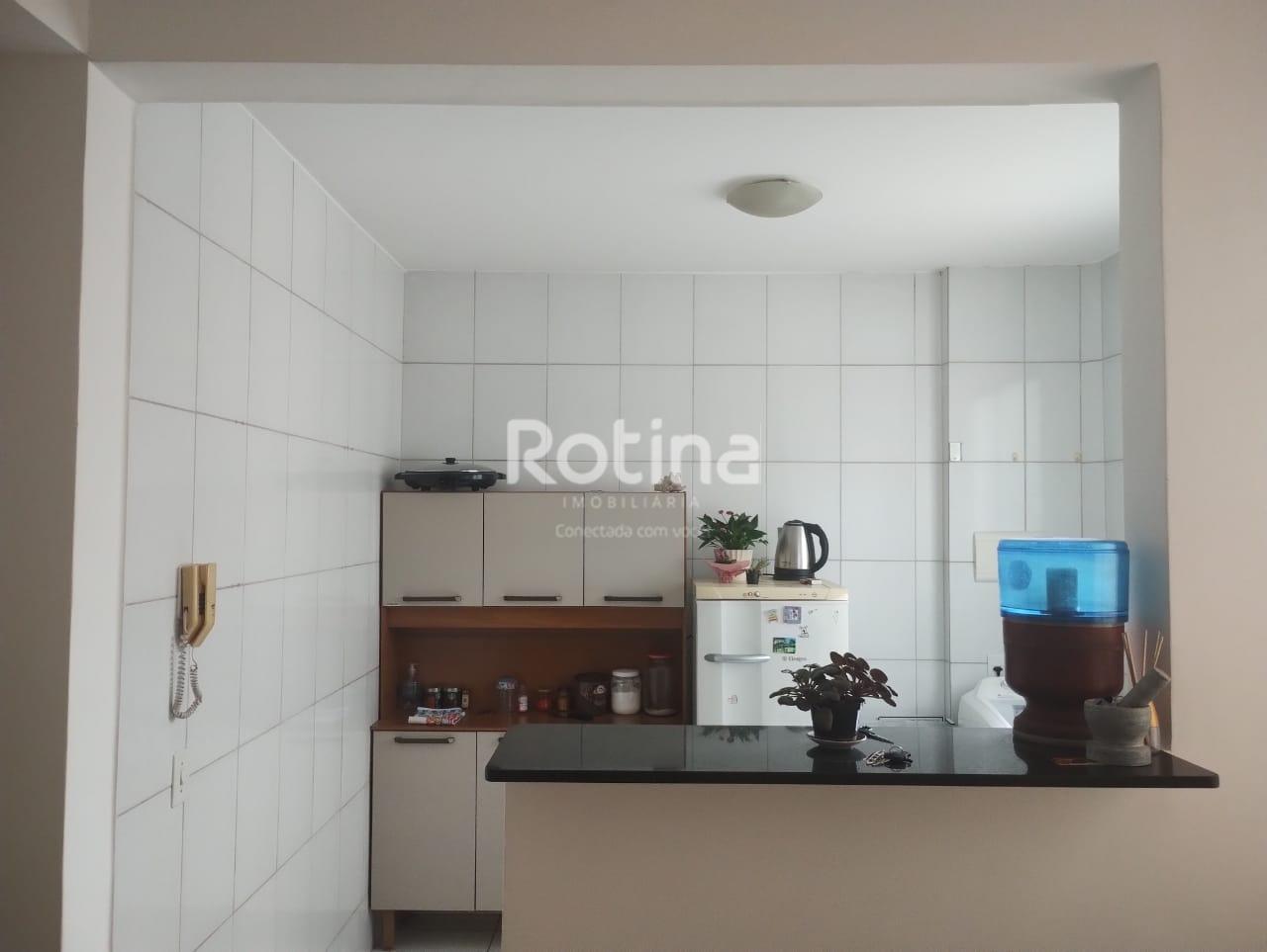 Apartamento à venda, 2 quartos em Uberlândia no bairro Gávea no valor de R$ 220.000,00 - Rotina Imobiliária: 