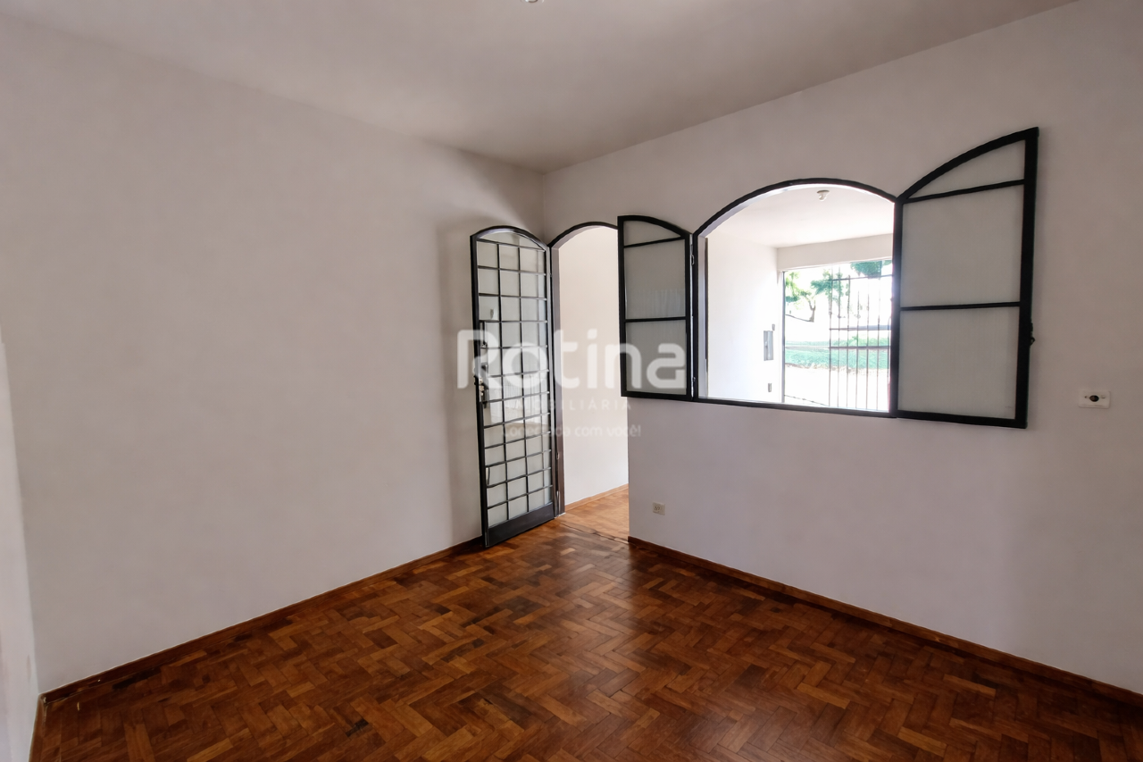 Casa à venda, 3 quartos em Uberlândia no bairro Jaraguá no valor de R$ 260.000,00 - Rotina Imobiliária: 