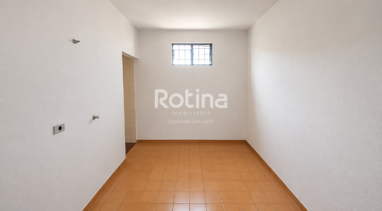 Casa à venda, 3 quartos em Uberlândia no bairro Jaraguá no valor de R$ 260.000,00 - Rotina Imobiliária: 