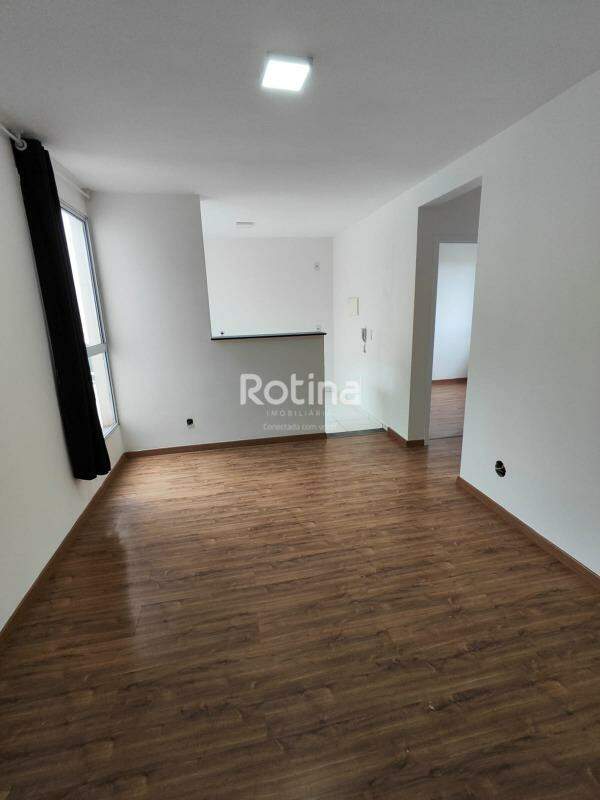 Apartamento à venda, 2 quartos em Uberlândia no bairro Chacaras Tubalina e Quartel no valor de R$ 159.900,00 - Rotina Imobiliária: 