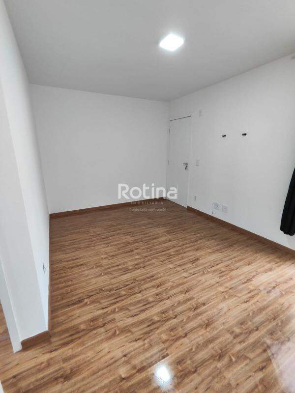 Apartamento à venda, 2 quartos em Uberlândia no bairro Chacaras Tubalina e Quartel no valor de R$ 159.900,00 - Rotina Imobiliária: 