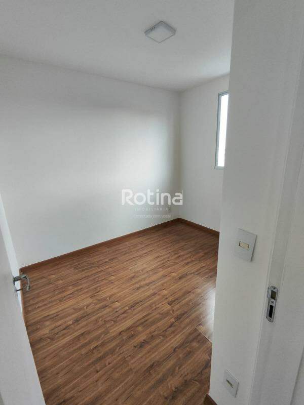 Apartamento à venda, 2 quartos em Uberlândia no bairro Chacaras Tubalina e Quartel no valor de R$ 159.900,00 - Rotina Imobiliária: 