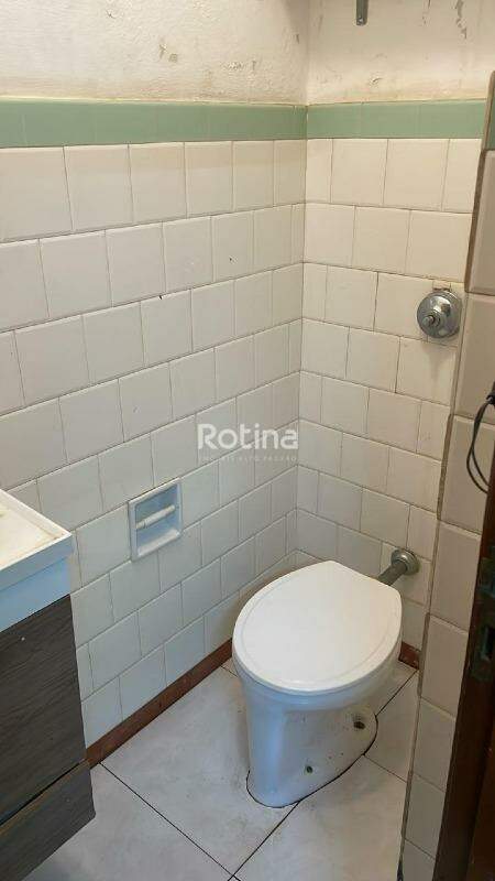 Sala à venda, em Uberlândia no bairro Centro no valor de R$ 82.000,00 - Rotina Imobiliária: 