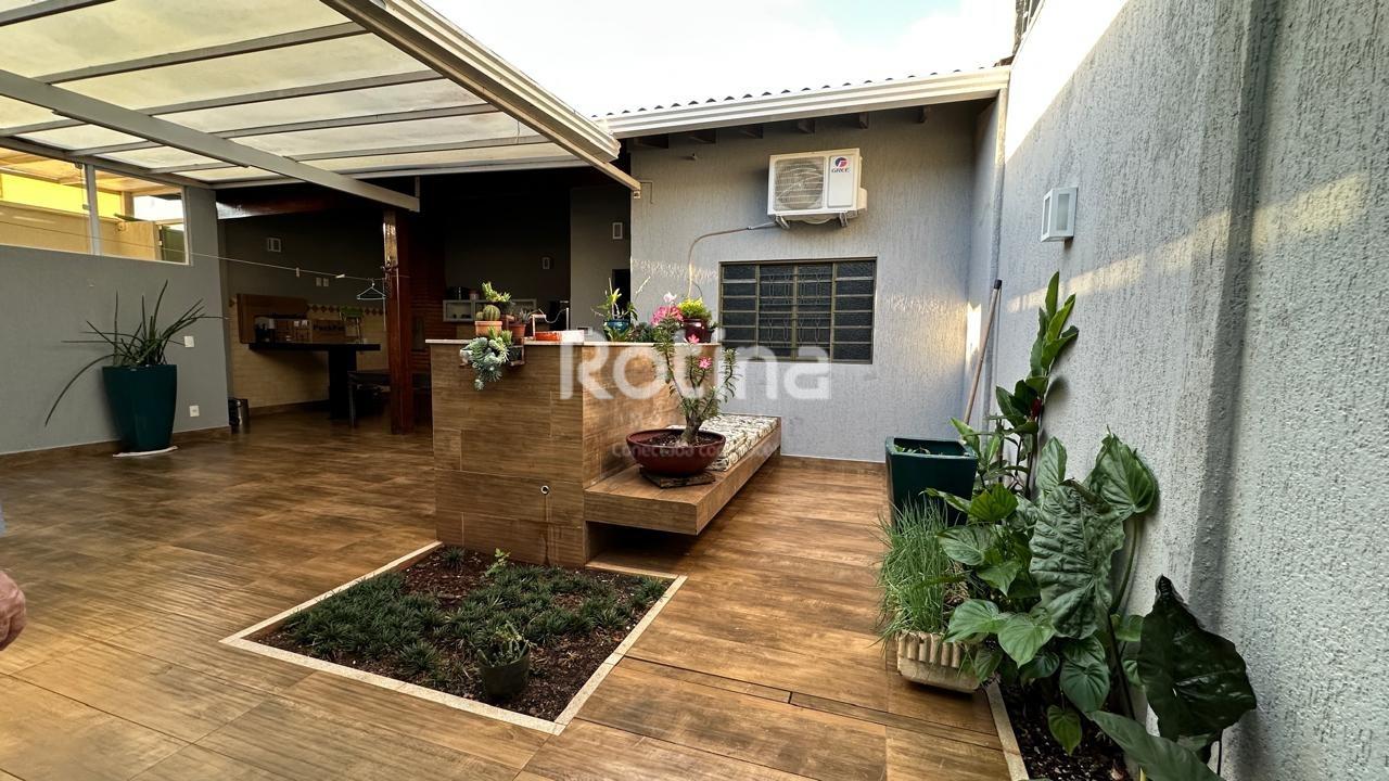 Casa à venda, 5 quartos em Uberlândia no bairro Vigilato Pereira no valor de R$ 1.150.000,00 - Rotina Imobiliária: 