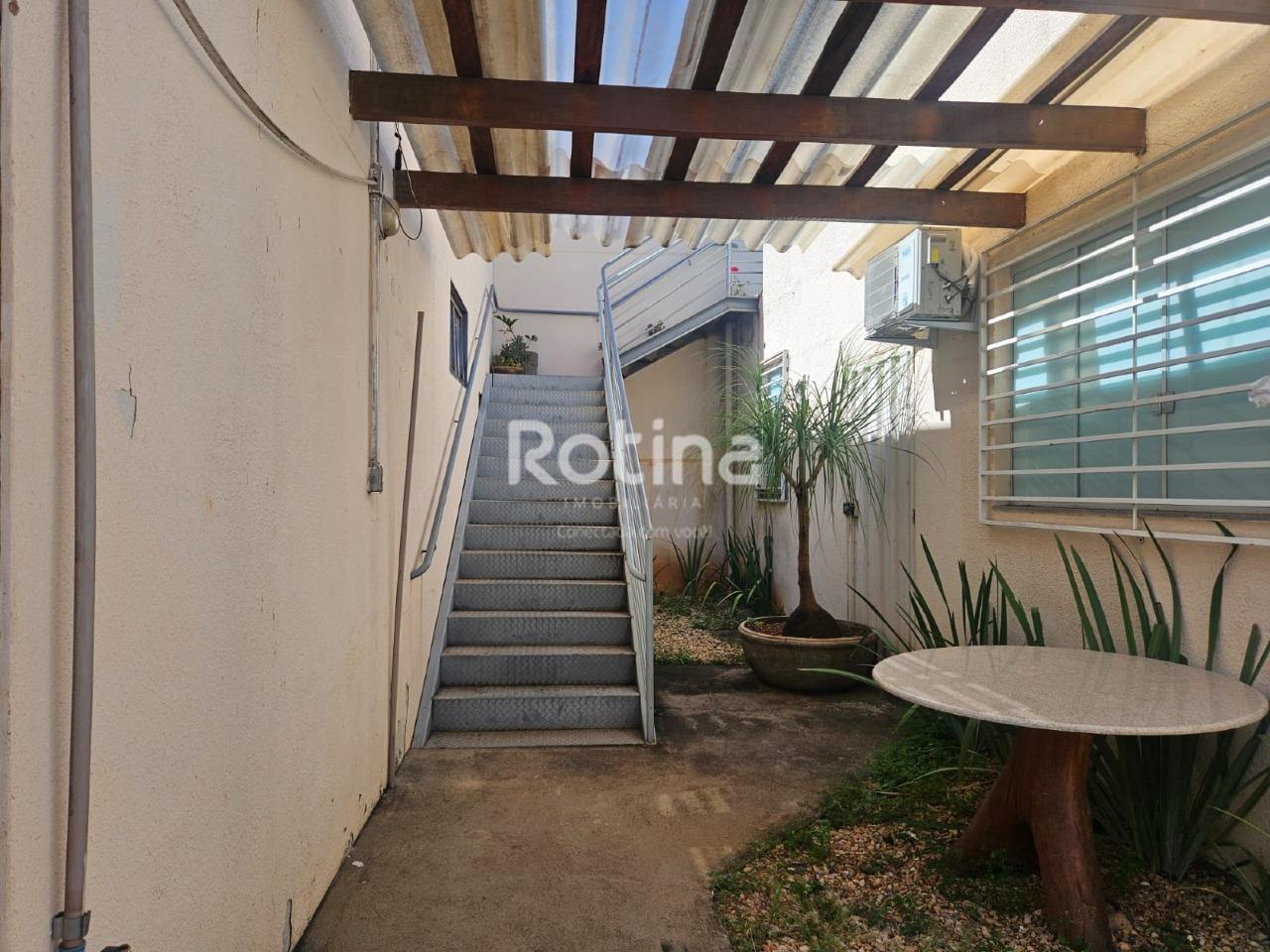 Sala para alugar, em Uberlândia no bairro Centro no valor de R$ 2.600,00 - Rotina Imobiliária: 