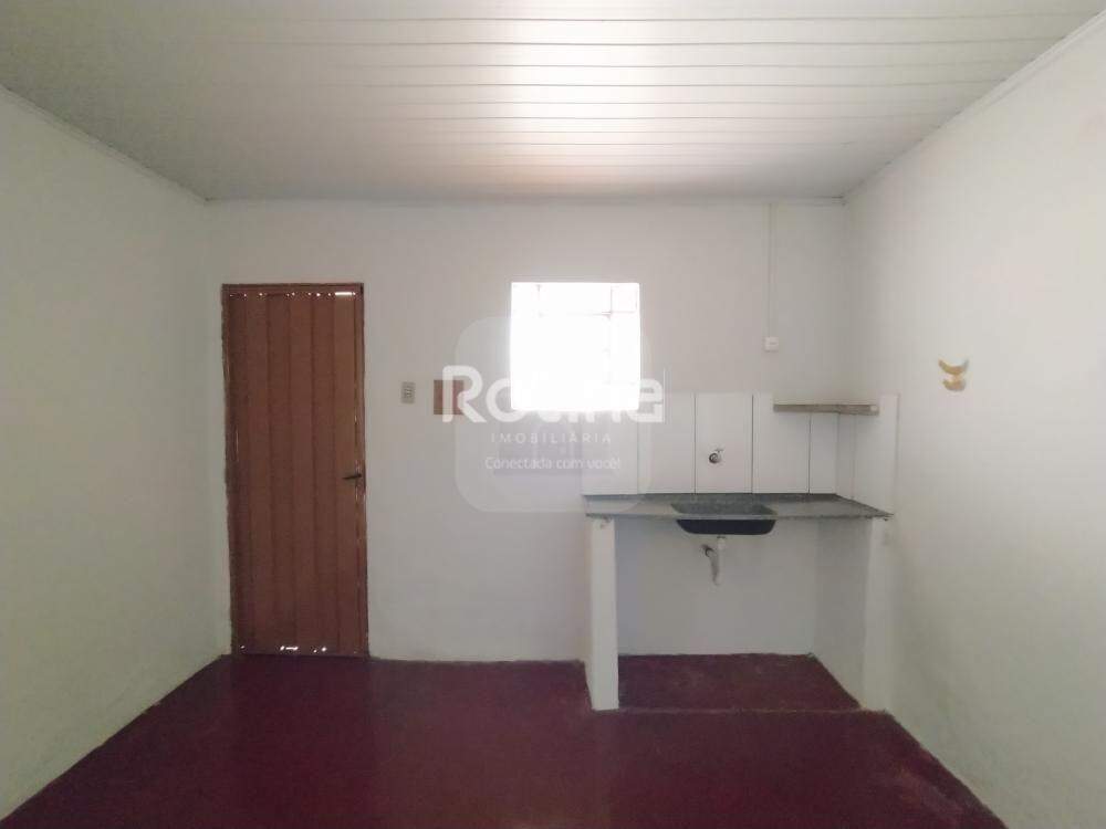 Casa à venda, 2 quartos em Uberlândia no bairro Santa Rosa no valor de R$ 320.000,00 - Rotina Imobiliária: 