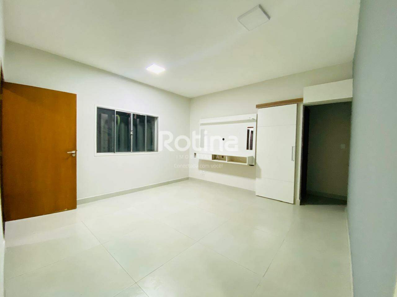 Apartamento à venda, 3 quartos em Uberlândia no bairro Vigilato Pereira no valor de R$ 350.000,00 - Rotina Imobiliária: 