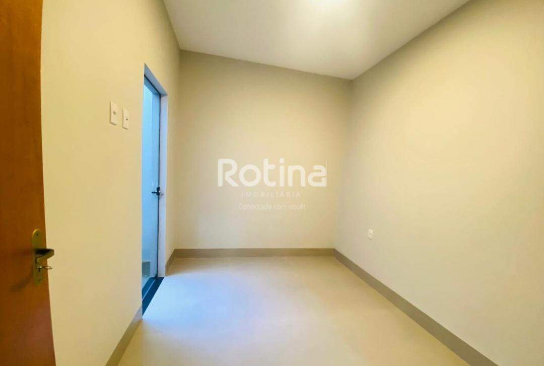 Casa à venda, 3 quartos em Uberlândia no bairro Shopping Park no valor de R$ 440.000,00 - Rotina Imobiliária: 