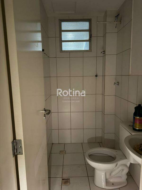 Apartamento à venda, 2 quartos em Uberlândia no bairro Shopping Park no valor de R$ 178.000,00 - Rotina Imobiliária: 