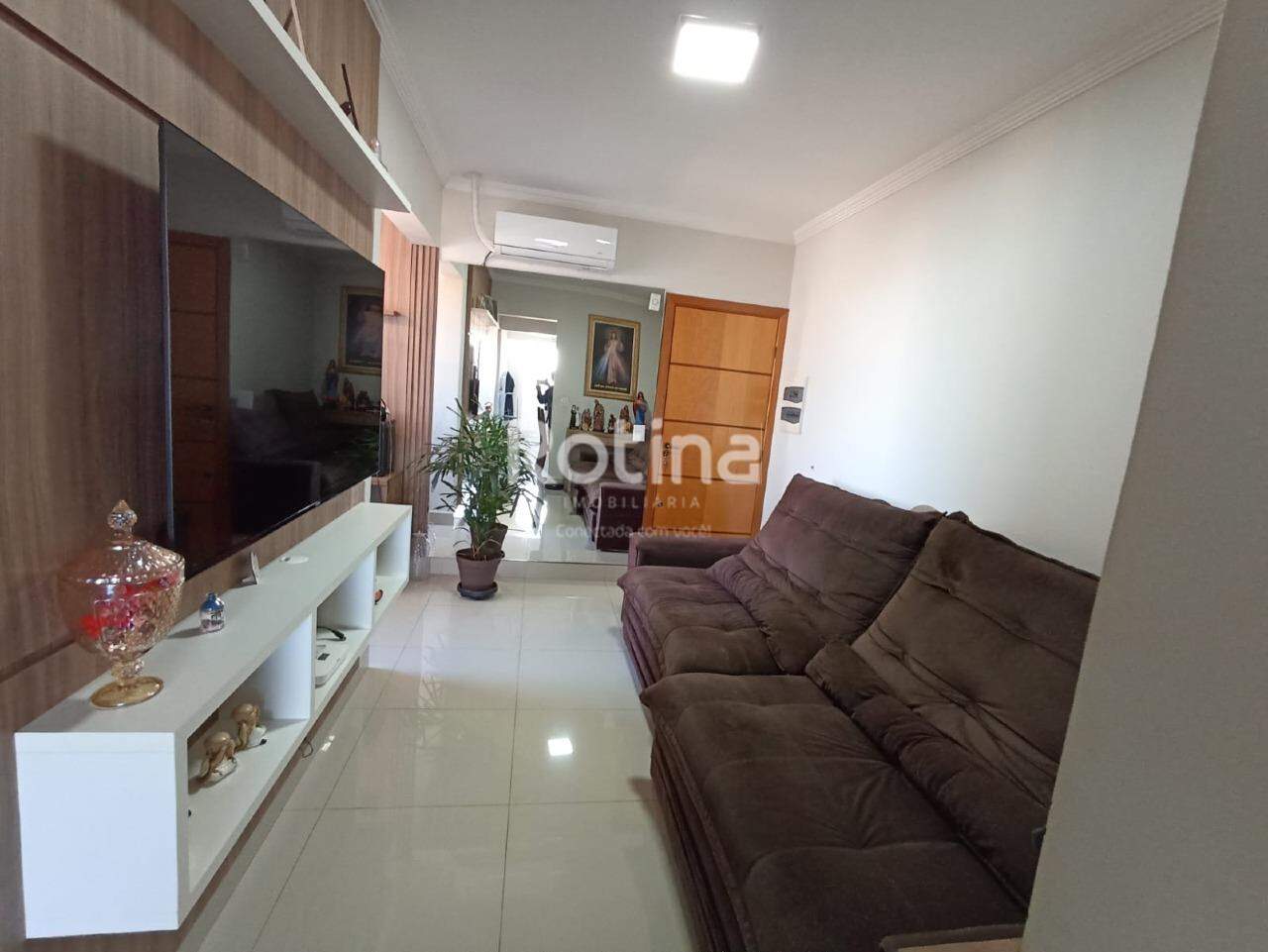 Apartamento à venda, 2 quartos em Uberlândia no bairro Novo Mundo no valor de R$ 335.000,00 - Rotina Imobiliária: 