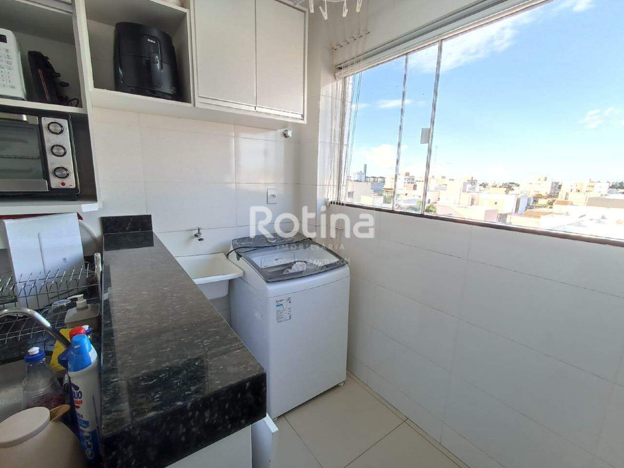 Apartamento à venda, 2 quartos em Uberlândia no bairro Novo Mundo no valor de R$ 335.000,00 - Rotina Imobiliária: 