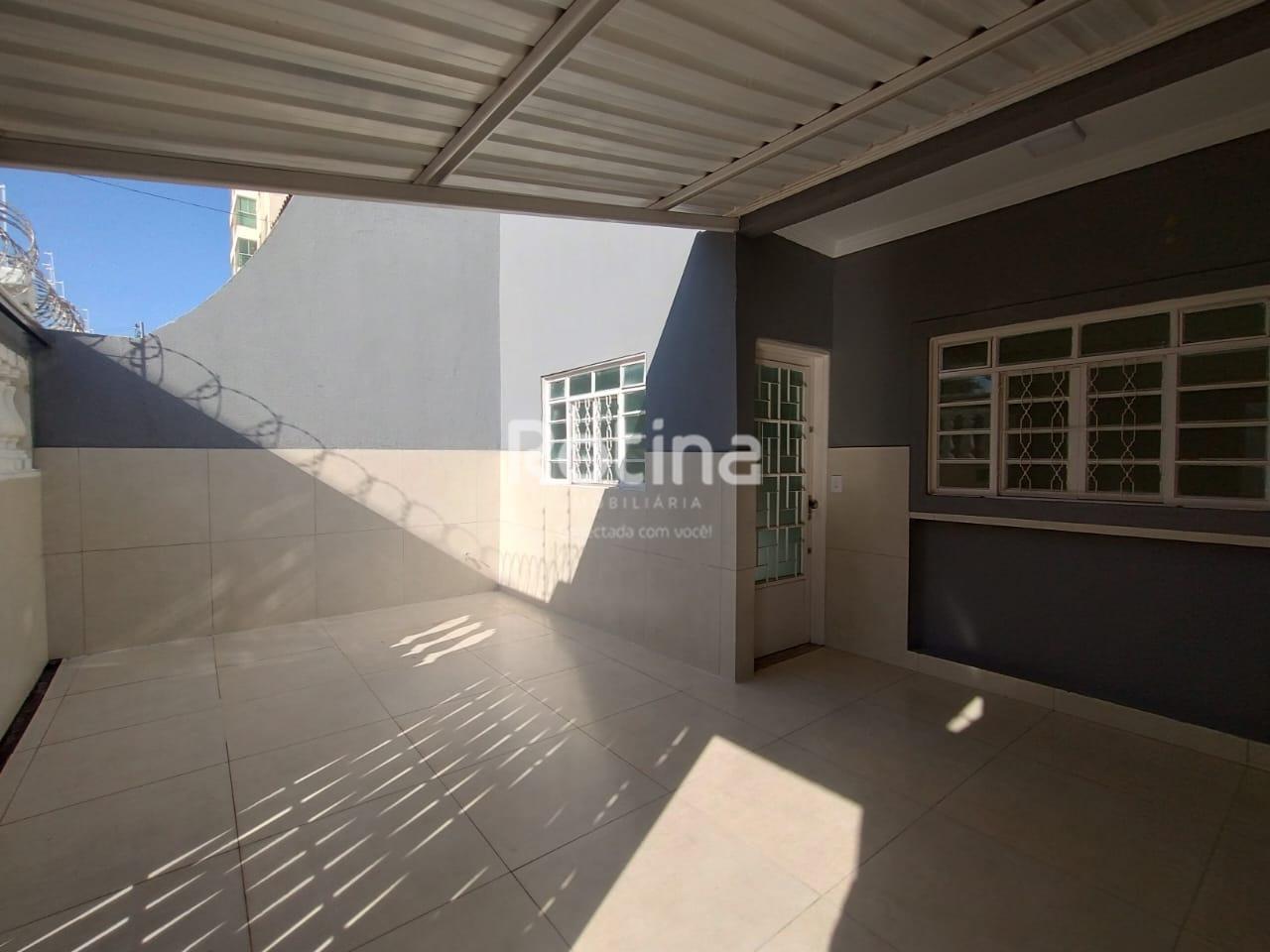 Casa para alugar, 2 quartos em Uberlândia no bairro Patrimônio no valor de R$ 2.500,00 - Rotina Imobiliária: 