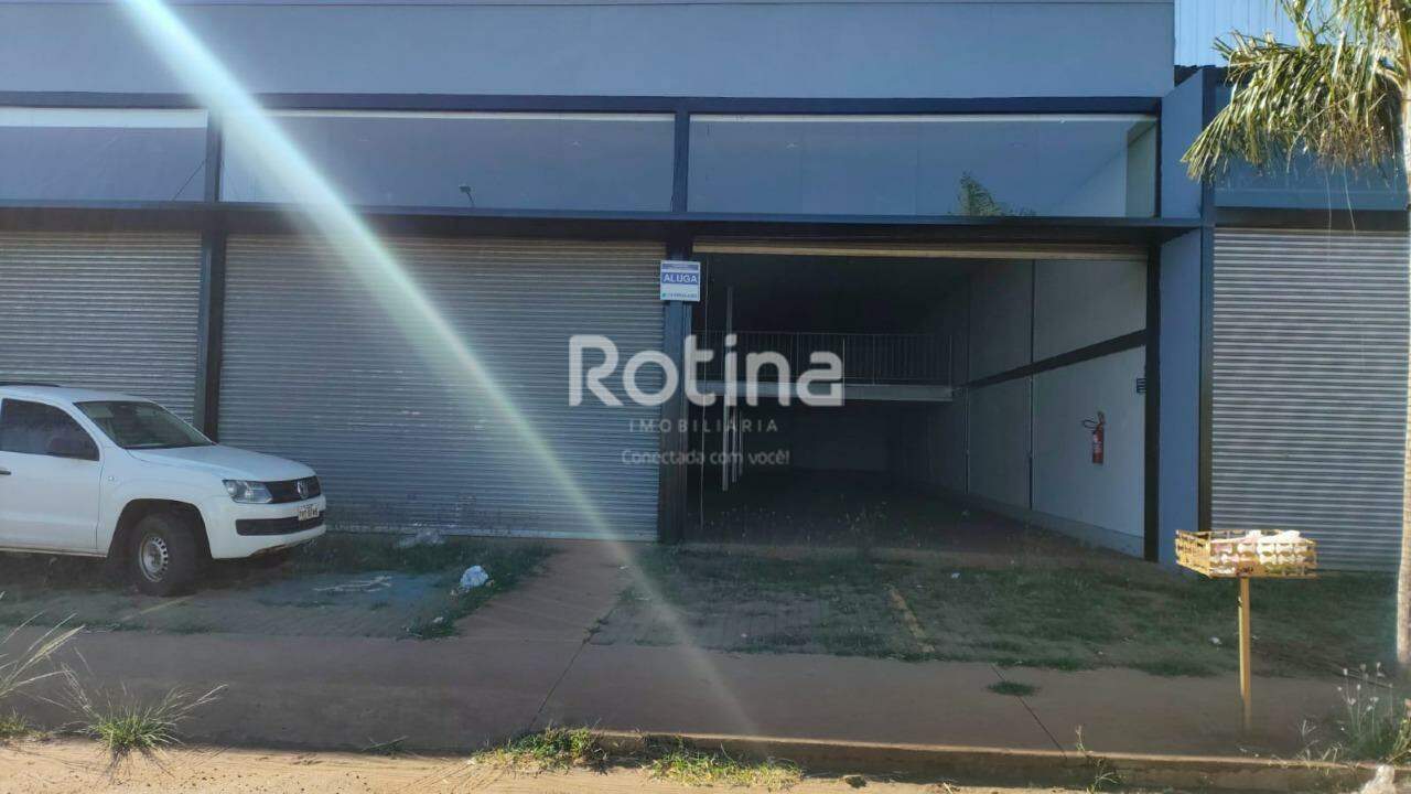 Galpão para alugar, em Uberlândia no bairro Segismundo Pereira no valor de R$ 16.000,00 - Rotina Imobiliária: 