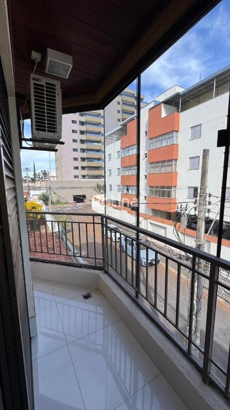 Apartamento para alugar, 3 quartos em Uberlândia no bairro Patrimônio no valor de R$ 3.850,00 - Rotina Imobiliária: 