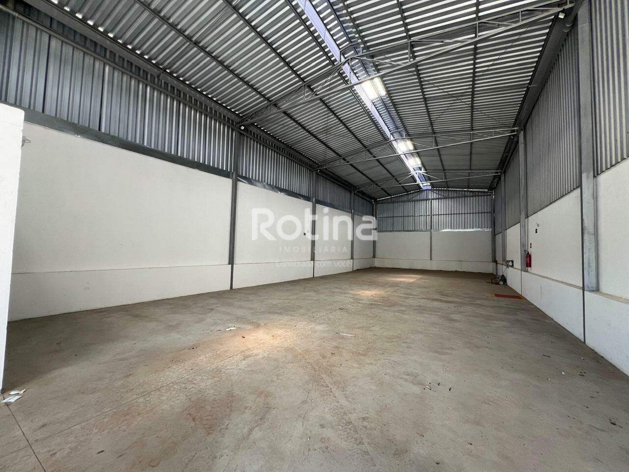 Galpão para alugar, em Uberlândia no bairro Nossa Senhora das Graças no valor de R$ 7.000,00 - Rotina Imobiliária: 