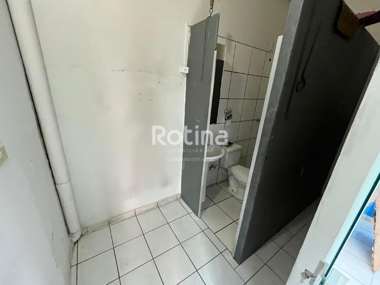 Comercial para alugar, em Uberlândia no bairro Nossa Senhora Aparecida no valor de R$ 1.600,00 - Rotina Imobiliária: 