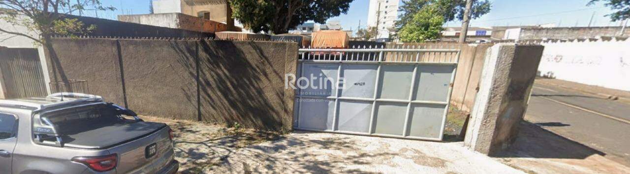 Terreno para alugar, em Uberlândia no bairro Umuarama no valor de R$ 1.000,00 - Rotina Imobiliária: 