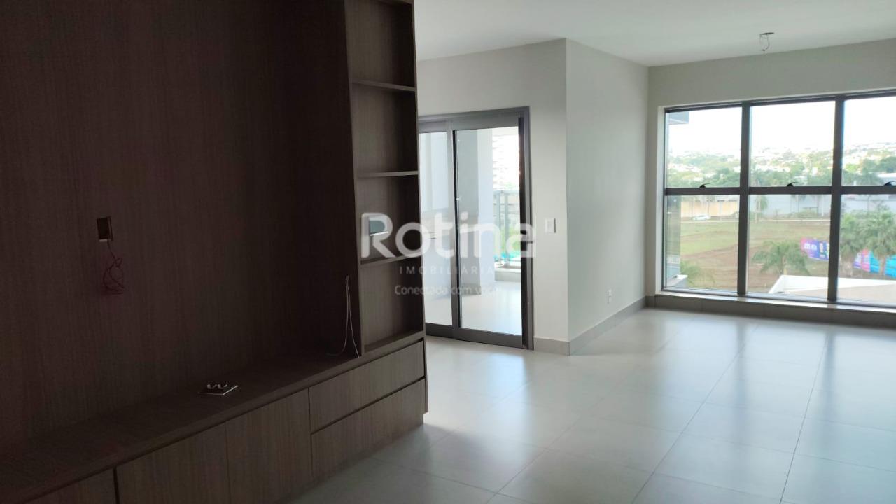Apartamento para alugar, 3 quartos em Uberlândia no bairro Patrimônio no valor de R$ 3.500,00 - Rotina Imobiliária: 