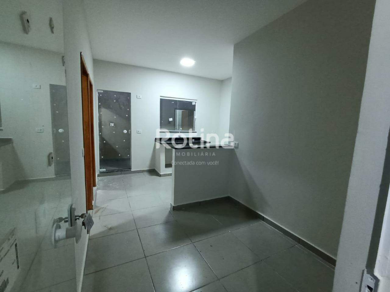 Casa à venda, 6 quartos em Uberlândia no bairro Luizote de Freitas no valor de R$ 560.000,00 - Rotina Imobiliária: 